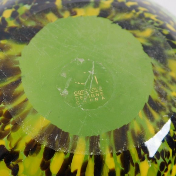 Gorgeous Designs Handblown Glass Green Sea Turtle Table Decor 8 in Paperweight - Picture 7 of 7